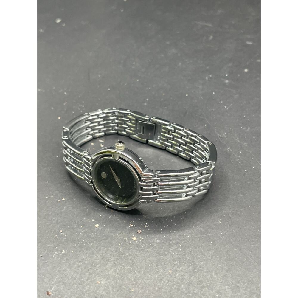 Movado Esperanza 27mm Silver Tone Black Dial Stainless Steel Women's Wristwatch - Picture 3 of 9